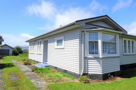 Photo of property in 8 Warburton Street, Karoro, Greymouth, 7805
