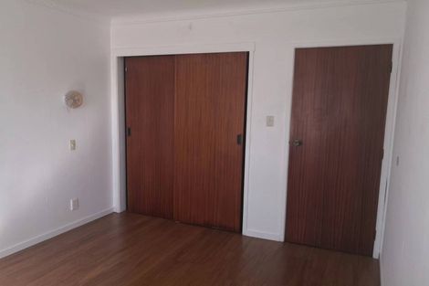 Photo of property in 1/454 East Coast Road, Windsor Park, Auckland, 0630