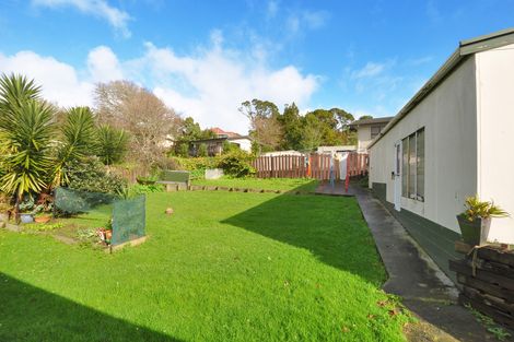 Photo of property in 19 Armitage Road, Wellsford, 0900