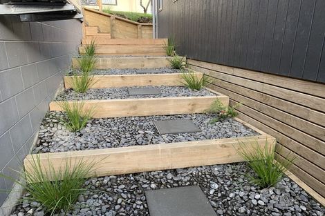 Photo of property in 6a Moffat Road, Red Beach, 0932