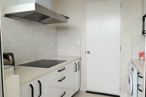 Photo of property in 21 Hakinakina Drive, Flat Bush, Auckland, 2019