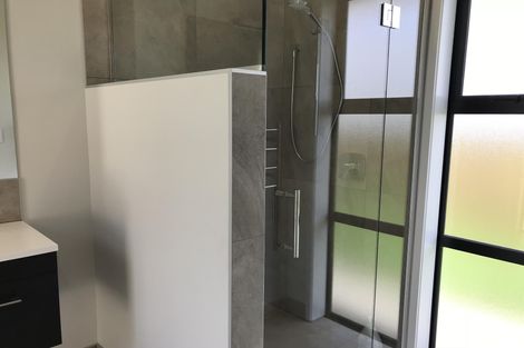 Photo of property in 92 Hillpark Drive, Pokeno, 2402