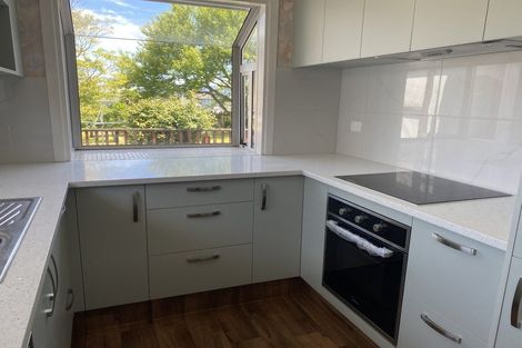 Photo of property in 10 Strid Road, Te Atatu South, Auckland, 0610