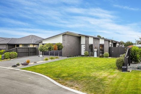 Photo of property in 17 Guyon Street, Marshland, Christchurch, 8083