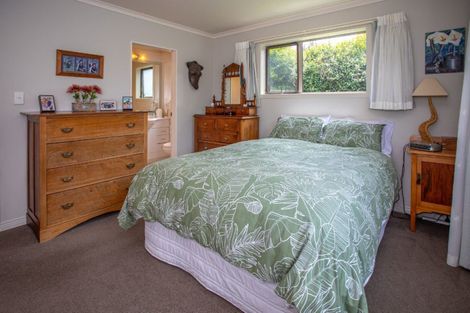 Photo of property in 118 Tirohanga Drive, Whangamata, 3620