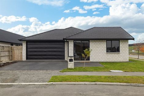 Photo of property in 32 Bill Harvey Drive, Halswell, Christchurch, 8025