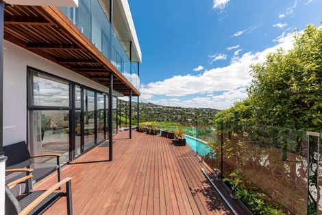 Photo of property in 9 Inverness Lane, Redcliffs, Christchurch, 8081