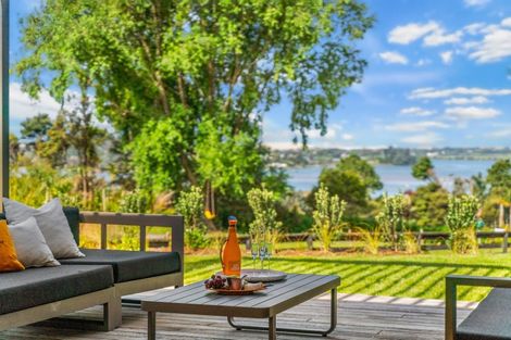 Photo of property in 4 Pukeora Way, Mangawhai, 0505