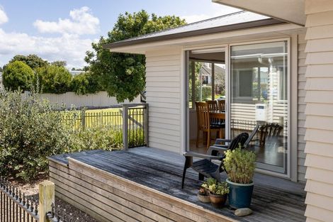 Photo of property in 1 Oxford Street, Parkvale, Tauranga, 3112