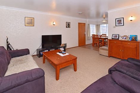 Photo of property in 8b Rimu Road, Mangere Bridge, Auckland, 2022