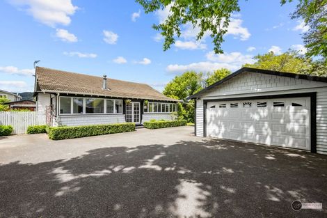 Photo of property in 28 Ludlam Crescent, Woburn, Lower Hutt, 5010