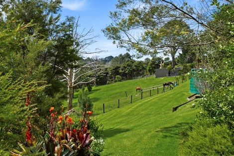 Photo of property in 23 Crows Road, Swanson, Auckland, 0614