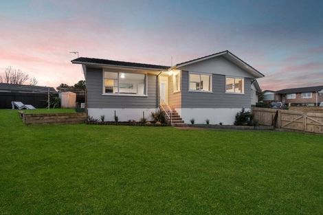 Photo of property in 10 Crampton Place, Manurewa, Auckland, 2102