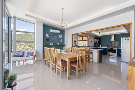 Photo of property in 26 Gravesend Place, Picton, 7220