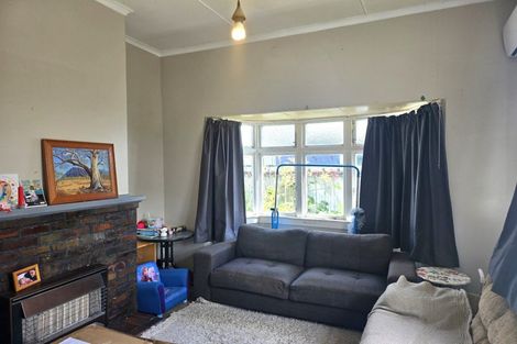 Photo of property in 25 Summerhays Street, Terrace End, Palmerston North, 4410