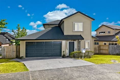 Photo of property in 27a Sapperton Drive, Henderson, Auckland, 0612