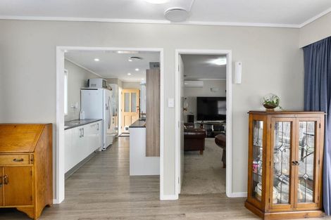 Photo of property in 33 Alison Street, Mangakakahi, Rotorua, 3015