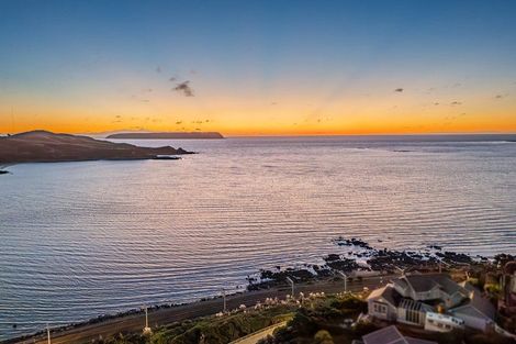 Photo of property in 101 Pope Street, Camborne, Porirua, 5026