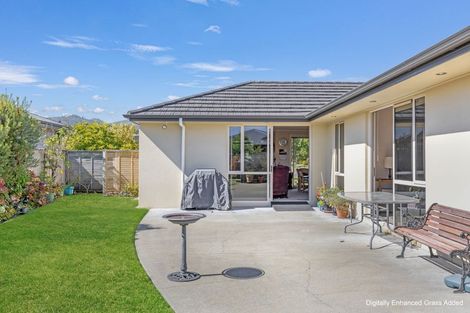 Photo of property in 9 Magnolia Rise, Waipahihi, Taupo, 3330