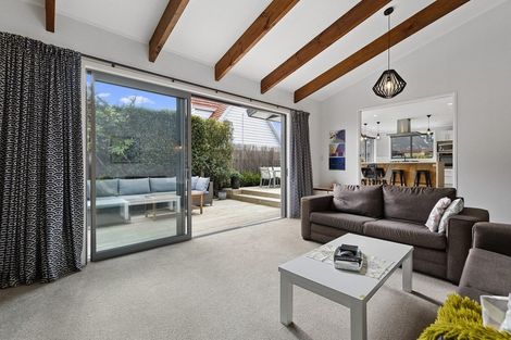 Photo of property in 8 Cooper Place, Chedworth, Hamilton, 3210