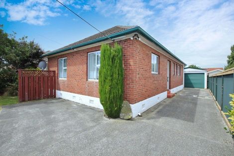 Photo of property in 12 Churchill Avenue, Gore, 9710