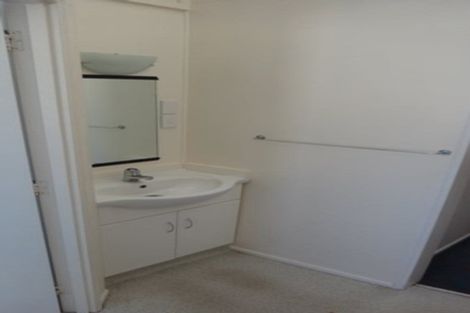 Photo of property in 2/29 Brockworth Place, Riccarton, Christchurch, 8011
