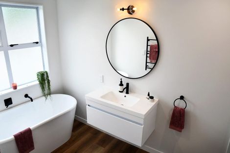 Photo of property in 72a Tutaenui Road, Marton, 4710