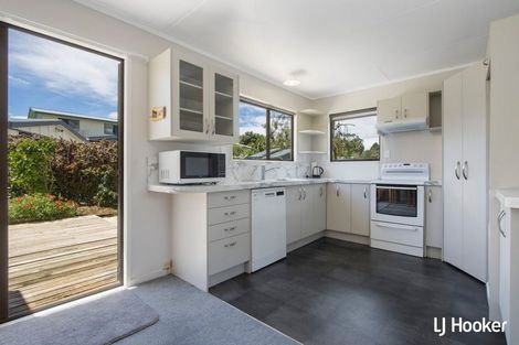 Photo of property in 136 Athenree Road, Athenree, Katikati, 3177