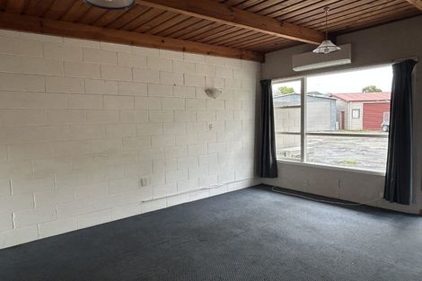 Photo of property in Acacia Flats, 2/207 Waikawa Road, Waikawa, Picton, 7220
