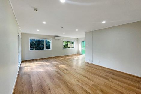 Photo of property in 19 Wattle Street, New Lynn, Auckland, 0600