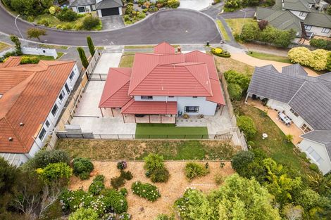Photo of property in 14 Bowman Place, Whitby, Porirua, 5024