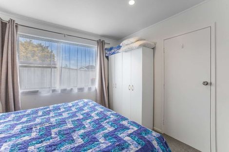 Photo of property in 33 Maratahu Street, Westown, New Plymouth, 4310