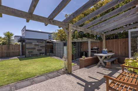 Photo of property in 35 London Street, Richmond, Christchurch, 8013
