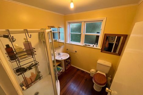 Photo of property in 48 Victory Avenue, Karori, Wellington, 6012