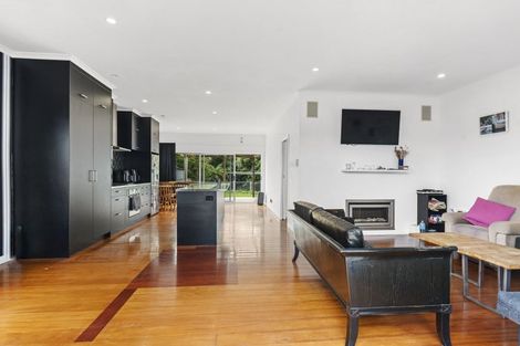 Photo of property in 37 Somerset Street, Brooklands, New Plymouth, 4310