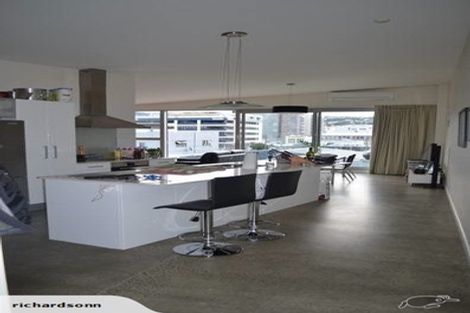 Photo of property in 1/25 Home Street, Mount Victoria, Wellington, 6011