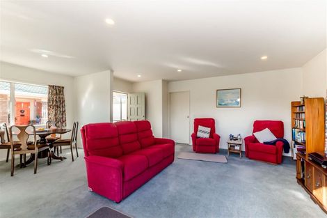 Photo of property in 9a Heihei Place, Paraparaumu, 5032
