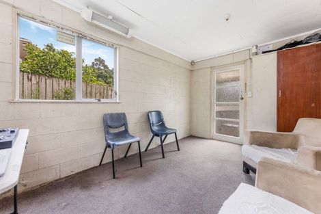 Photo of property in 18b Lidcombe Place, Avondale, Auckland, 1026