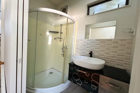 Photo of property in 8 Walters Road, Mount Wellington, Auckland, 1062