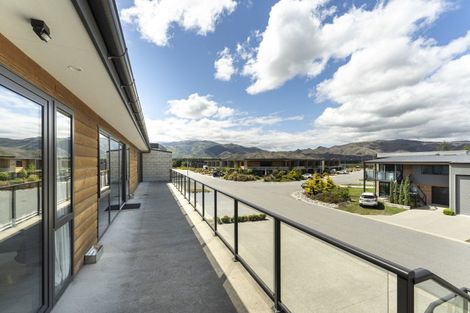 Photo of property in 16 Silverstone Drive, Cromwell, 9384