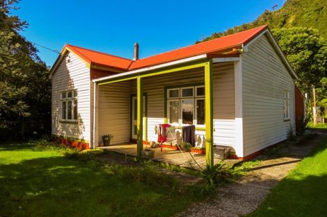 Photo of property in 84 Torea Street, Granity, 7823