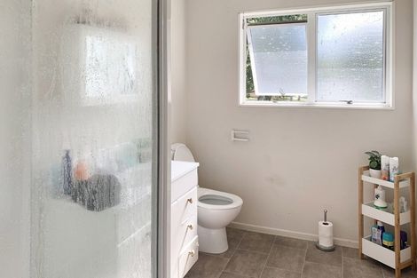 Photo of property in 86 Stillwater Place, Westbrook, Palmerston North, 4412