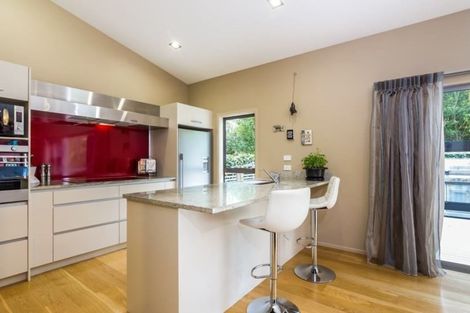 Photo of property in 10 Parawera Drive, Acacia Bay, Taupo, 3330