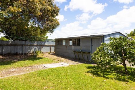 Photo of property in 30 Shortland Street, Tamatea, Napier, 4112
