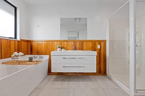 Photo of property in 24a Rue De La Mare, Parklands, Christchurch, 8083