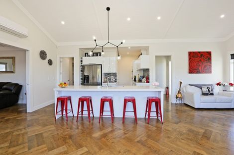 Photo of property in 5 Ridgeway Terrace, Taradale, Napier, 4112