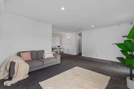 Photo of property in 3/56 Flanshaw Road, Te Atatu South, Auckland, 0610