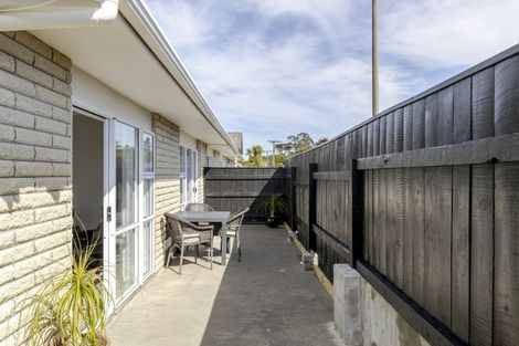 Photo of property in 3/220 Coronation Avenue, Welbourn, New Plymouth, 4310