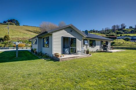 Photo of property in 94 Avery Road, Eskdale, Napier, 4182