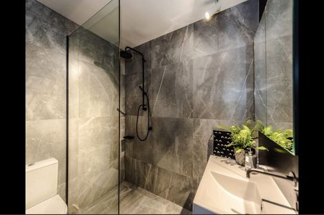 Photo of property in 3a Lake Domain Drive, Frankton, Hamilton, 3204